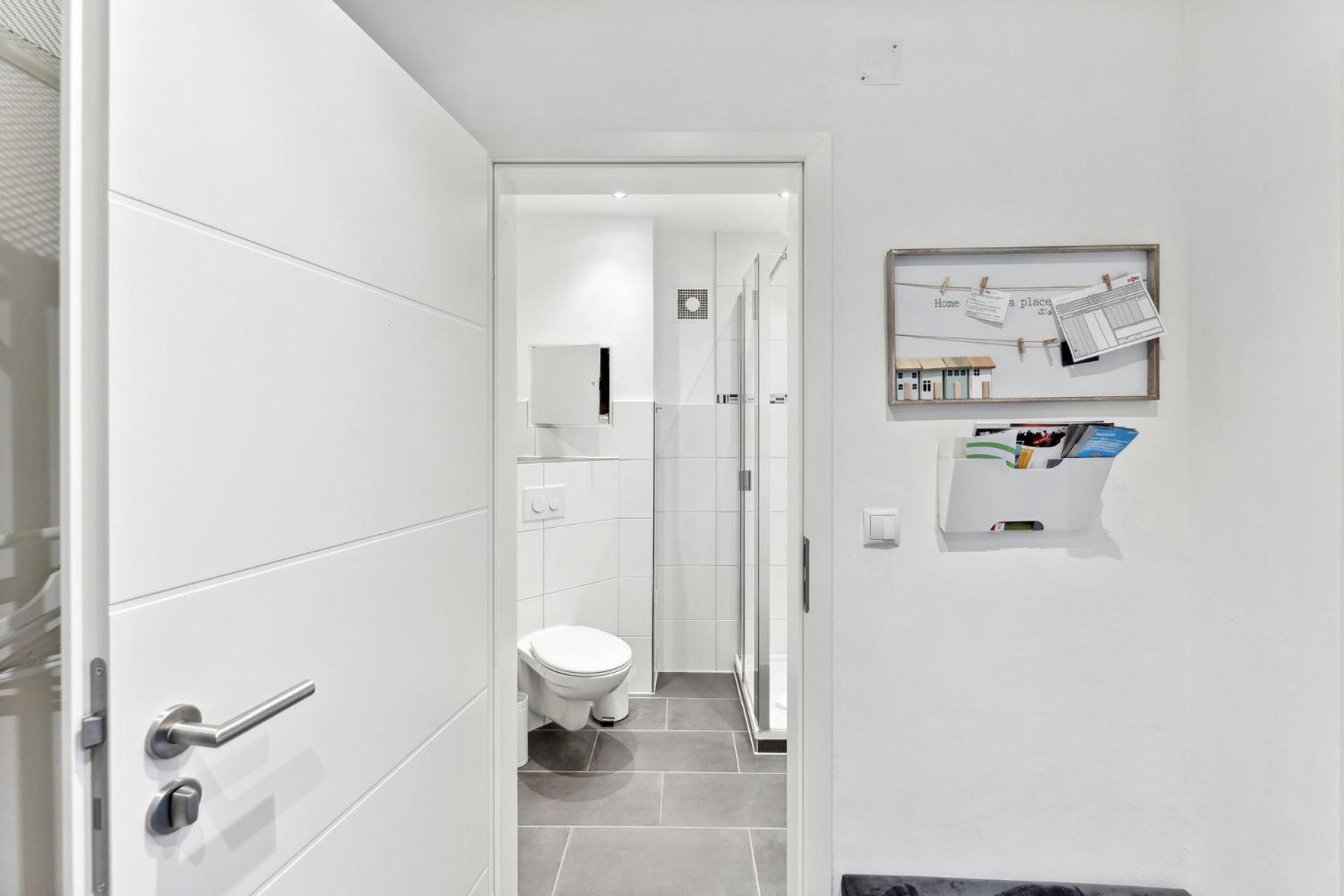 Sali Homes - Charming Studio Apartment In Heart Of Bayreuth With Balcony Bagian luar foto